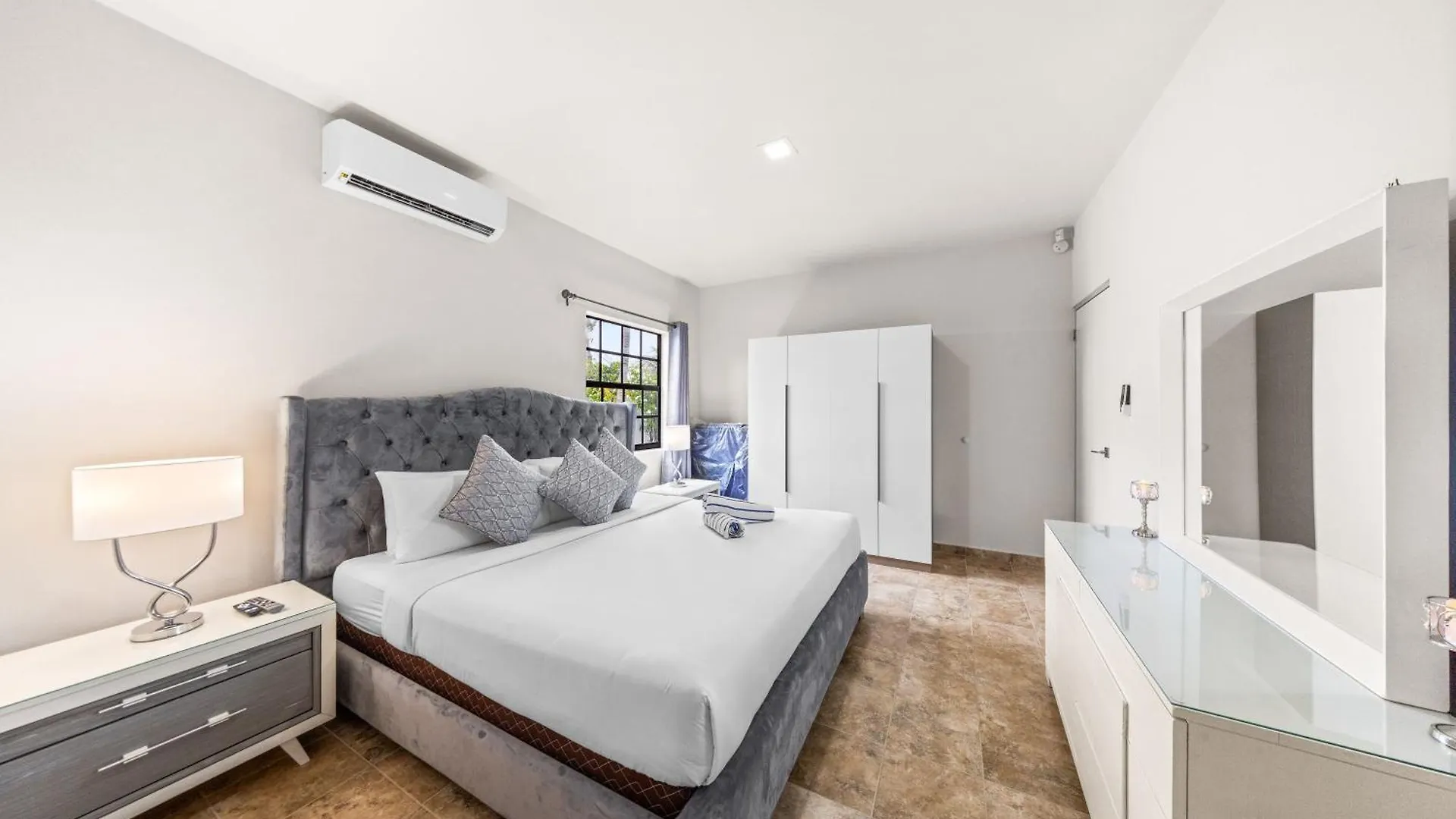 Luxe 3Br And 3Ba Villa W Pool Villa Leone By Bocobay Palm Beach 0*,  Aruba
